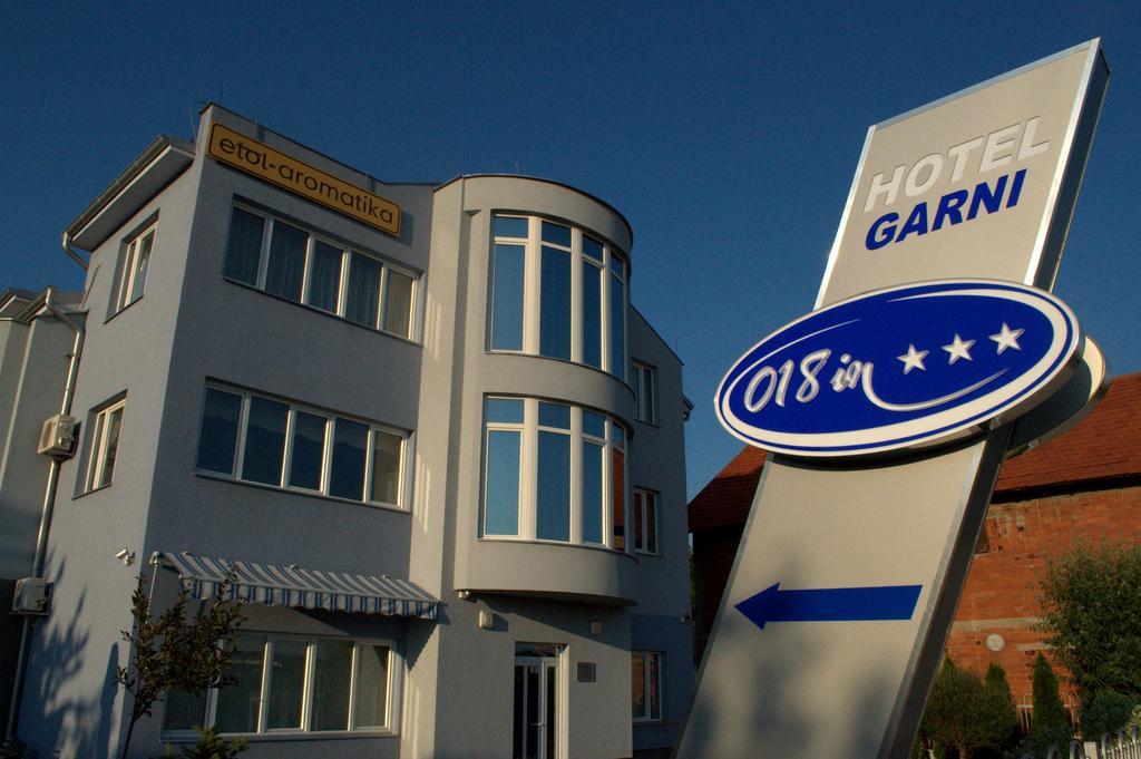 Garni Hotel 018 In Ni Exterior foto